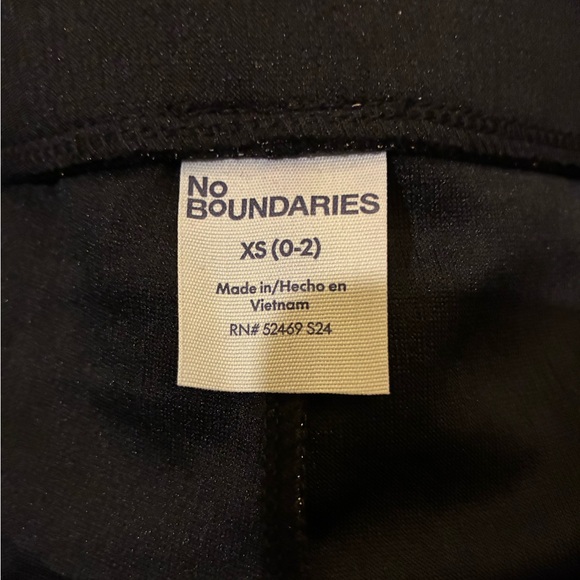 No Boundaries Pants - Picture 4 of 4